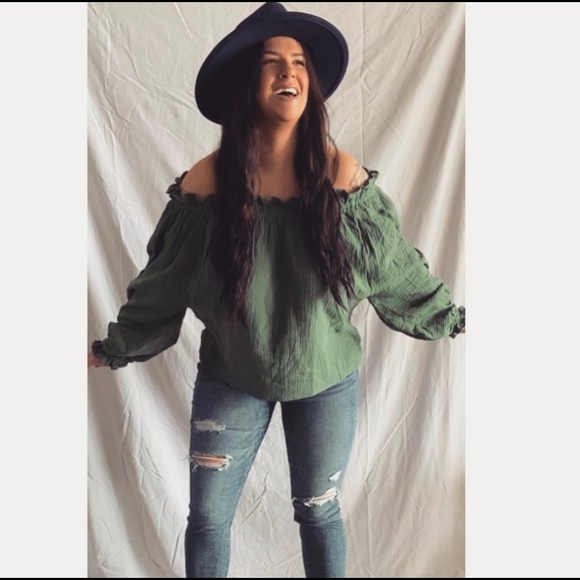 Babe Town Top - Picture 2 of 3